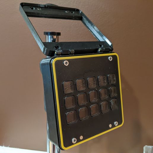 Stream Deck VESA Mount with (optional) Dust Cover 3D model