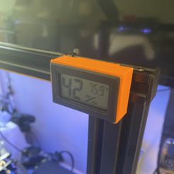 IMG_2206.jpeg STL-Datei Thermometer/Hygrometer Rail Holder for Ender 3D Printer kostenlos・Vorlage für 3D-Drucker zum herunterladen, chipsandramen