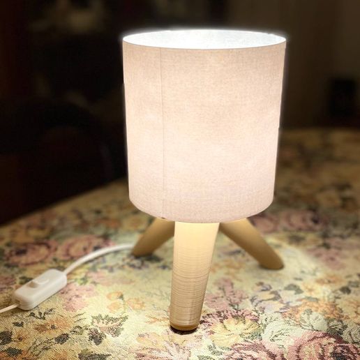 photo_2023-05-19_00-14-39.jpg Candeeiro para móveis