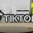 Captura.JPG tik tok illuminated letters