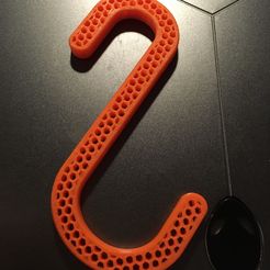 IMG_2659.JPG Free STL file S hook with honey-cone infill・3D printable design to download
