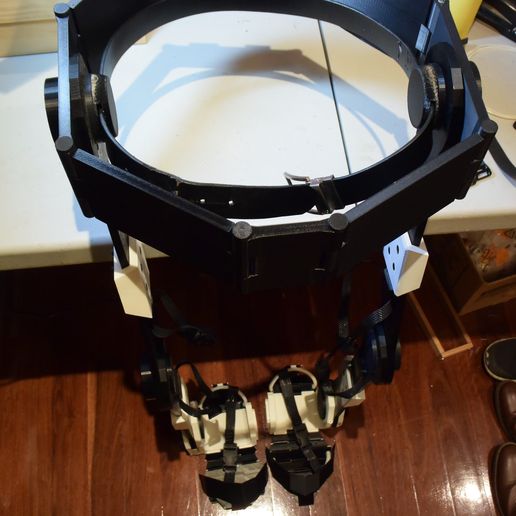 DSC_3892.JPG 3D Printed Exoskeleton Legs & Feet - STL Files