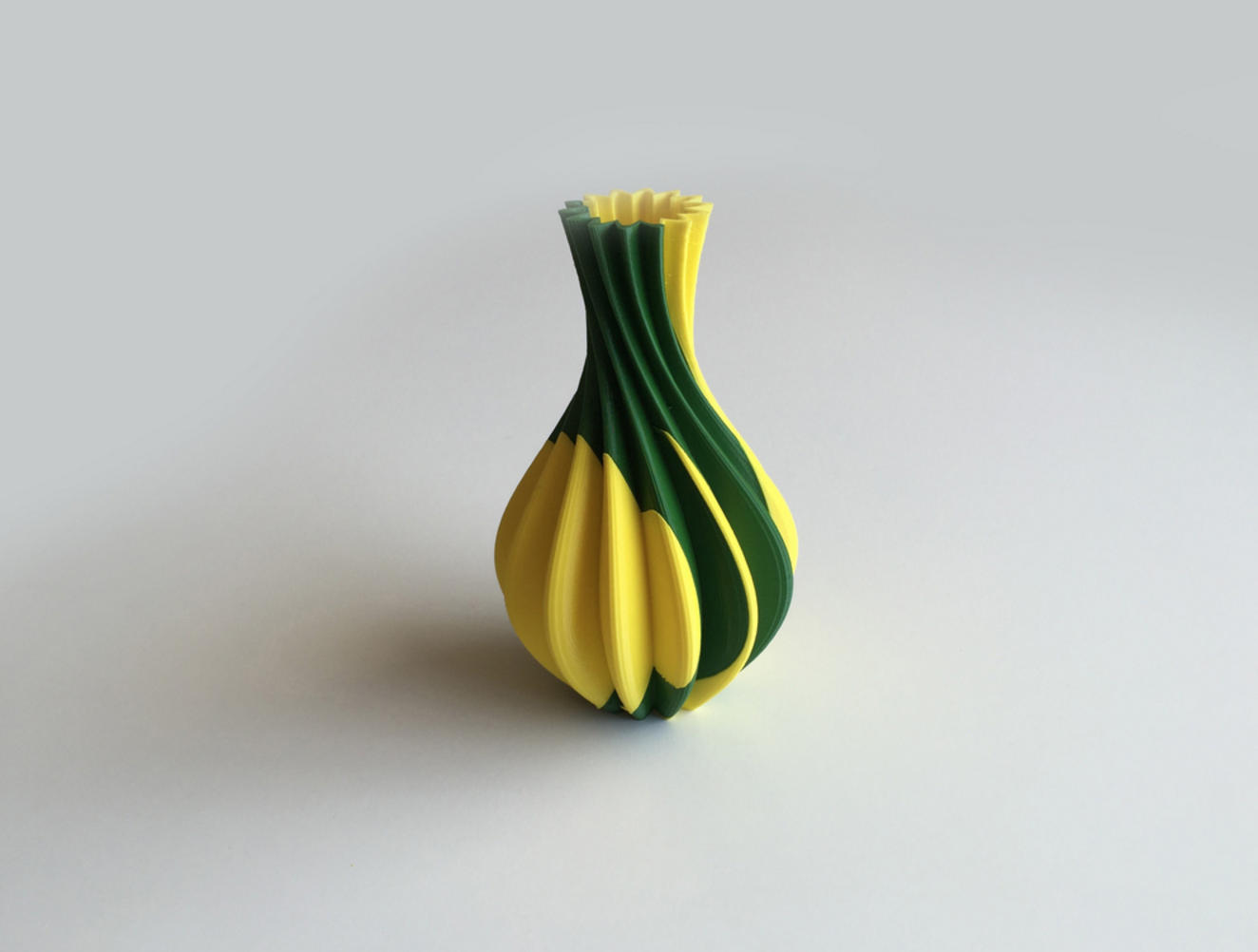 Capture_d_e_cran_2016-09-05_a__14.09.41.png STL-Datei Starelt Vase (Doppelextrusion / 2 Farben) herunterladen • 3D-Drucker-Vorlage, David_Mussaffi