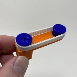 IMG_9577.jpg Fichier STL gratuit Une courroie TPU profilée GT2 imprimée en 3D avec des pignons en PLA.・Modèle à télécharger et à imprimer en 3D
