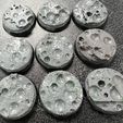 tempImageYghbWc.jpg Asteroid/Moonscape - 28mm base toppers