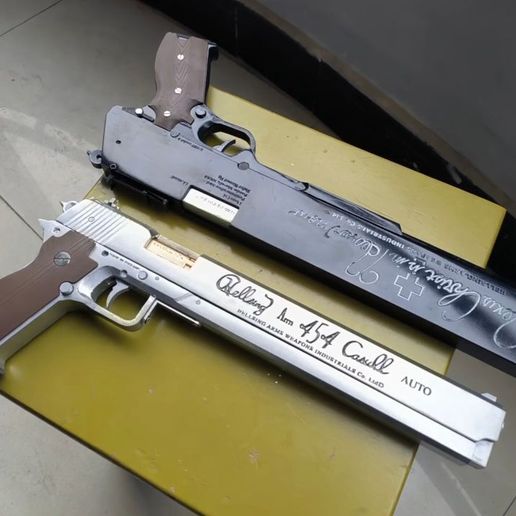 🔫 Hellsing Arms Combat Pistol Model .454 Casull Auto・ 3D File