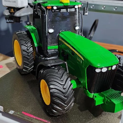 WhatsApp-Image-2025-12-07-at-23.35.12.jpeg Tracteur John Deere