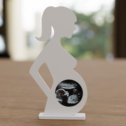 m1-copy.jpg Free STL file Pregnancy portrait・Object to download and to 3D print