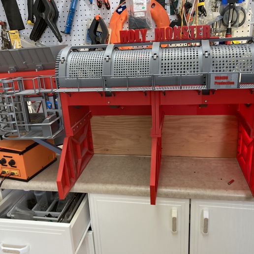 Trommel-v2.jpg Trommel Holy Monster v2