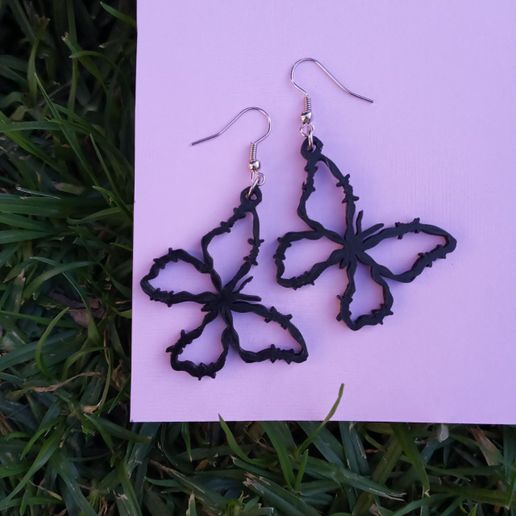 Butterfly ring with spikes 3D model