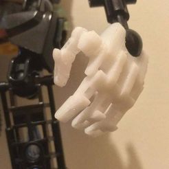 37290246_407579973097553_3353381074532040704_o.jpg STL file Articulated Bionicle Hand・Template to download and 3D print