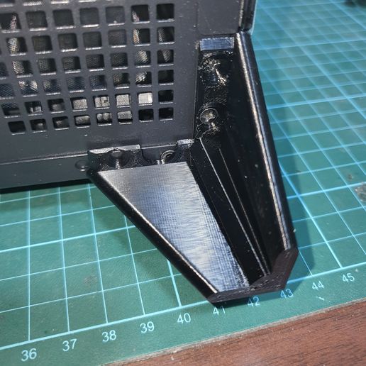 20250708_173332.jpg Deepcool CH160 Vertical Base