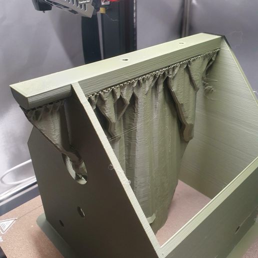 PHOTO_5.jpg NICHOIR, BIRD SHELTER, BIRD HOUSE WITH FOOD AND BATH