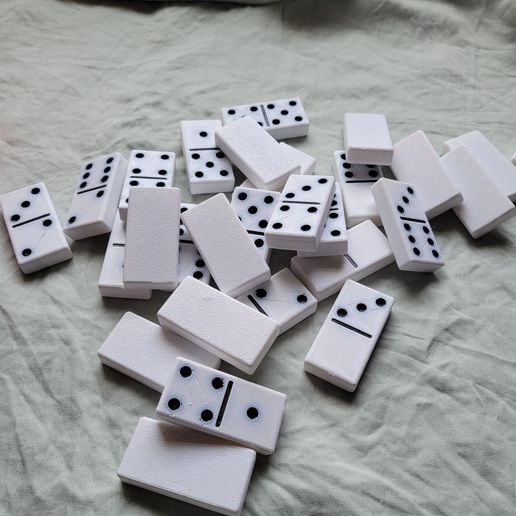 20241002_134616.jpg Domino Set