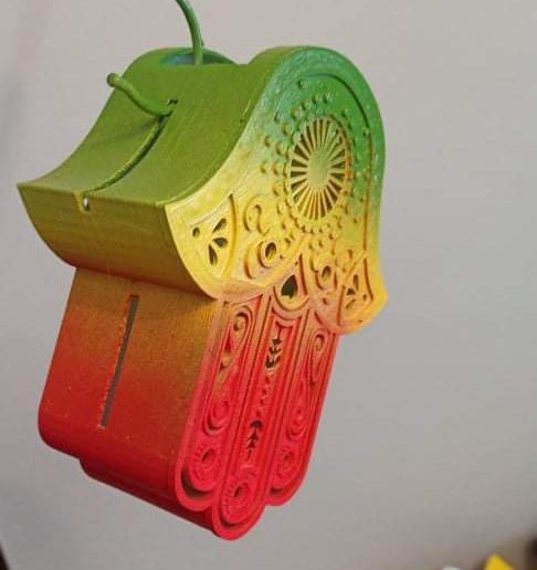 received_642651866870746.jpeg lampe main de fatma / lamp hand a fatma