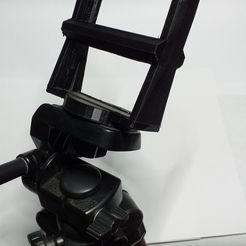 20210605_193810.jpg STL file Smartphone stand for tripod ( Samsung J6+ ) 7inch・Model to download and 3D print