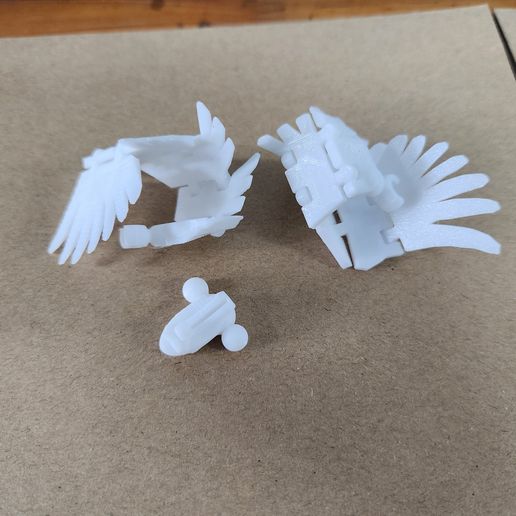 20240609_112037.jpg Articulated wings for DUMMY 13 (Fully flexible, module designs)
