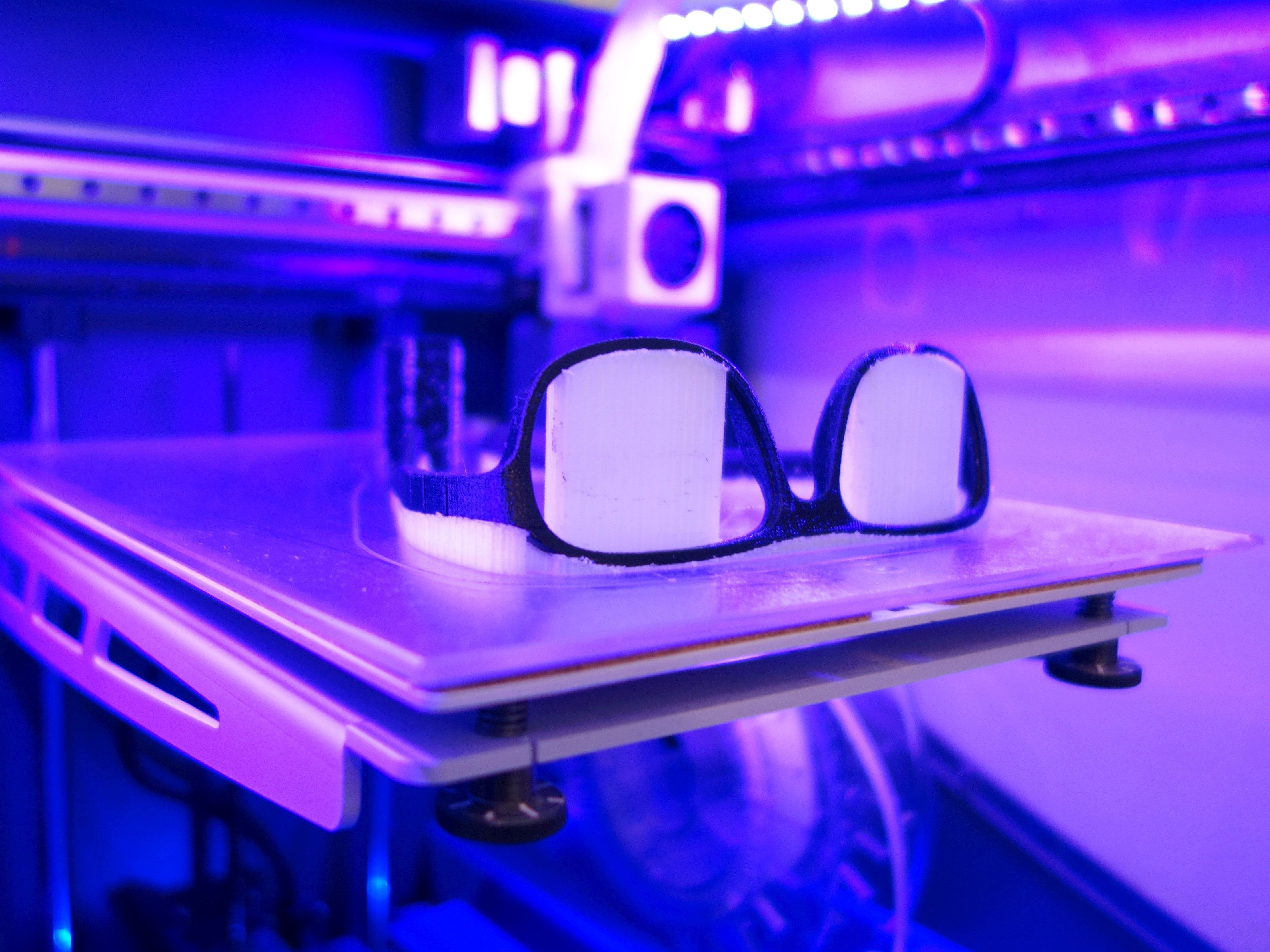 002.JPG STL-Datei VirtualTryOn.com - 3D Printing Glasses - Steve v2 - VTO kostenlos・3D-druckbares Design zum herunterladen, Sacha_Zacaropoulos