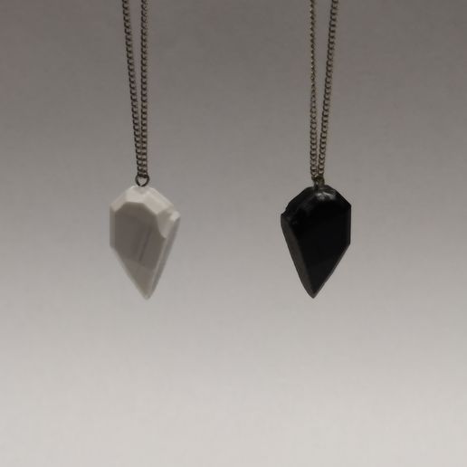 IMG_20210720_190302.jpg Heart necklace