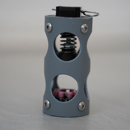 DSC02829.jpg Airsoft sound grenade (using toy cap ring)