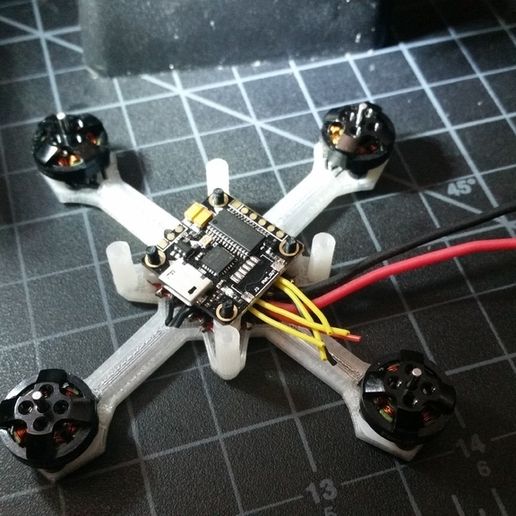 20180602_145916.jpg Cadre RakonHeli 76mm