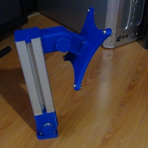 DSC00338.JPG Motorhome TV support