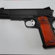 DSC00379.jpg Checkered Grip for M1911 (CO2 Compatible)
