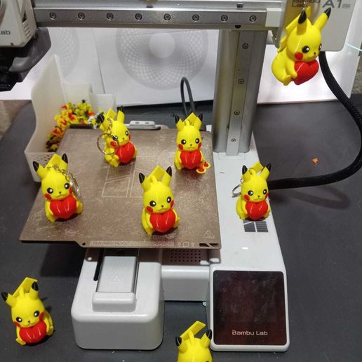 Pikachu con Corazón Multicolor | Llavero – STL