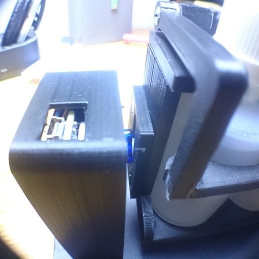 DSC_2869.jpg E-liquid mixer - swiveler