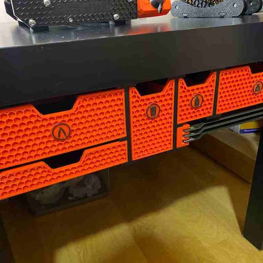 IMG_2954.jpg Cajones de la impresora para la mesa Lack de Ikea