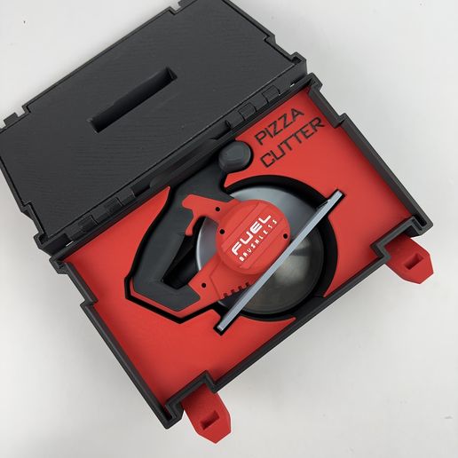 IMG_8480.jpg CASE for PIZZA CUTTER (Milwaukee)