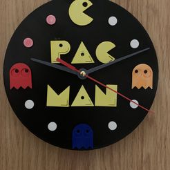 tempImageoHIlUo.jpg Pac Man clock