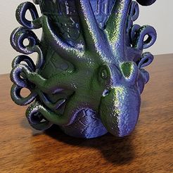octopus vase