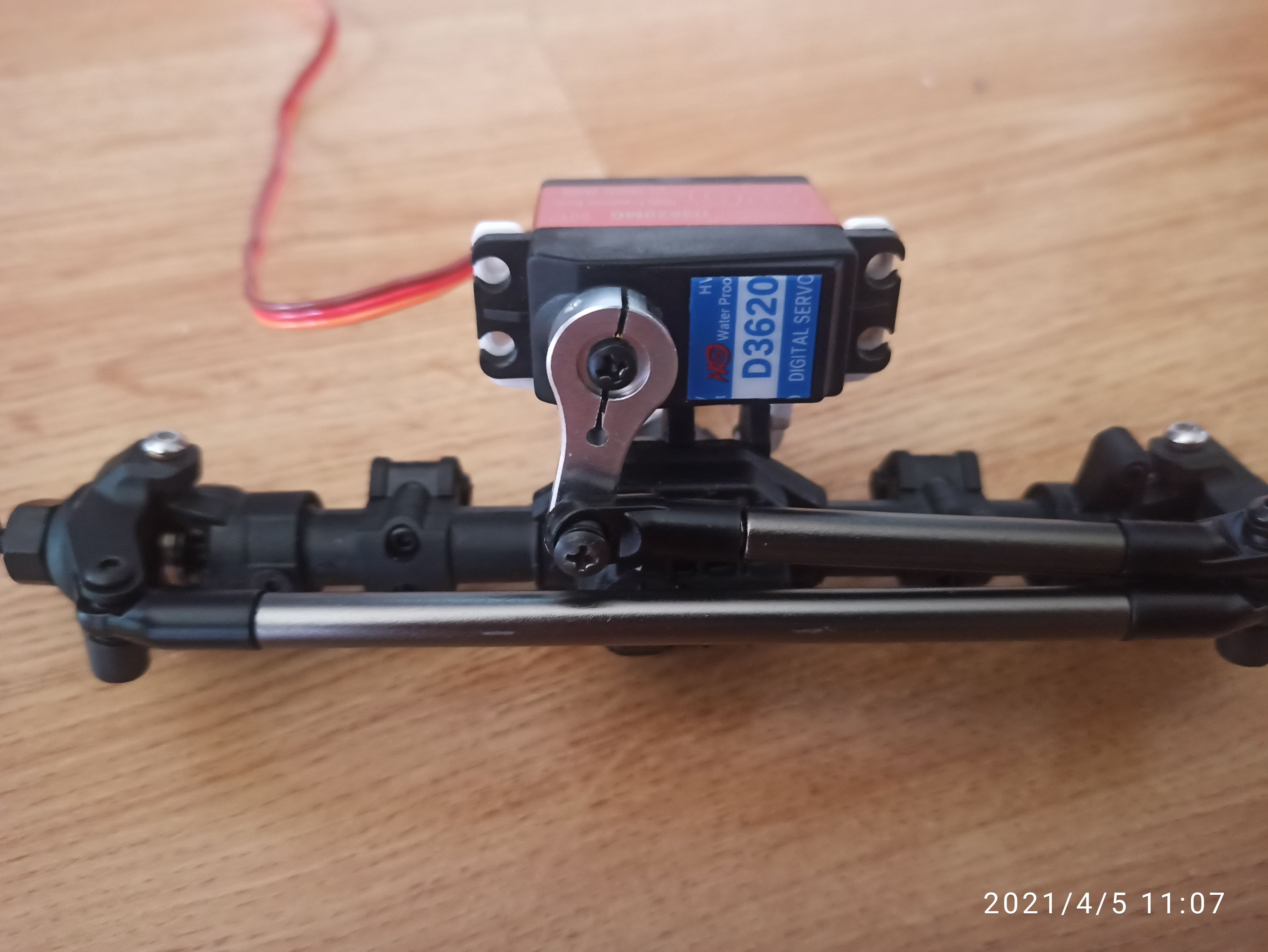 STL file Axle Servo Mount SCX10 II (AR44)・3D printable model to