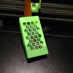 IMG_20171002_183515412.jpg Free 3D file Snapfit Raspberry Pi Case - Hex Top・Design to download and 3D print, mordekain