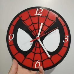 WhatsApp-Image-2023-11-26-at-20.39.11.jpeg Reloj de pared Spider-man