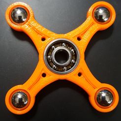 IMG_20170428_173102.jpg Fichier 3D gratuit Spinner avec 4 roulements à billes・Modèle à télécharger et à imprimer en 3D