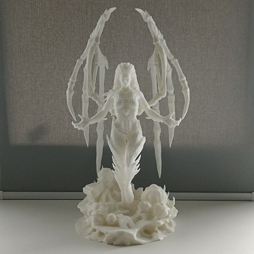 👸 Sarah Kerrigan – Queen of Blades (StarCraft II)・3D Print with