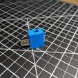 USB-Vblock-a.jpg USB Power Blocker Case