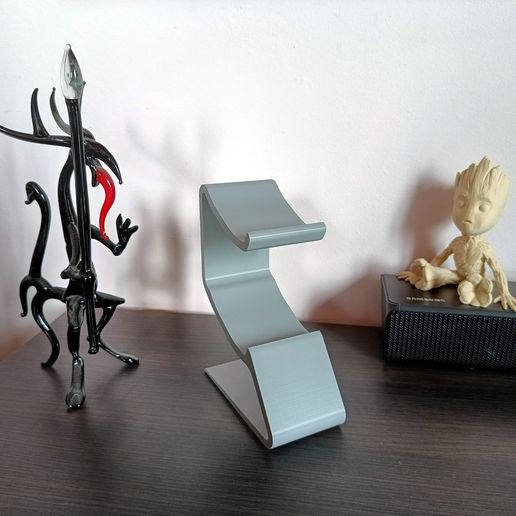 PS5_stojak_szary0.jpg PS5 DualSense CONTROLLER DESK STAND/HOLDER