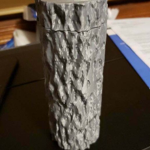 20190502_220459.jpg Free STL file Log Labyrinth geocache・3D printable object to download, cultscnlson