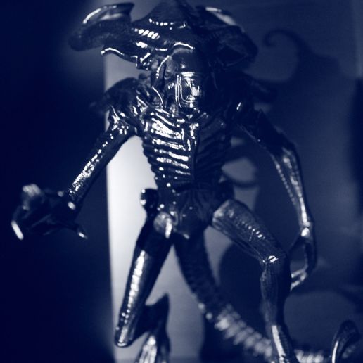 👽 Alien King・ STL File for ・Cults