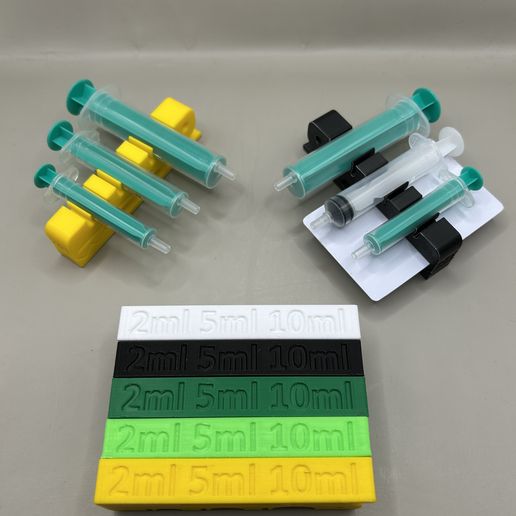 IMG_4998.jpeg Spritzenhalter für 2ml-, 5ml- und 10ml-Spritzen