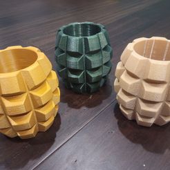 grenade.jpg Fichier STL Mk II Grenade Koozie Porte-crayons・Modèle pour imprimante 3D à télécharger