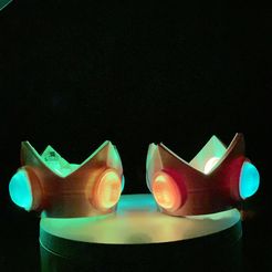 IMG_4481.jpeg Free STL file princess peach crown with led lights・Design to download and 3D print