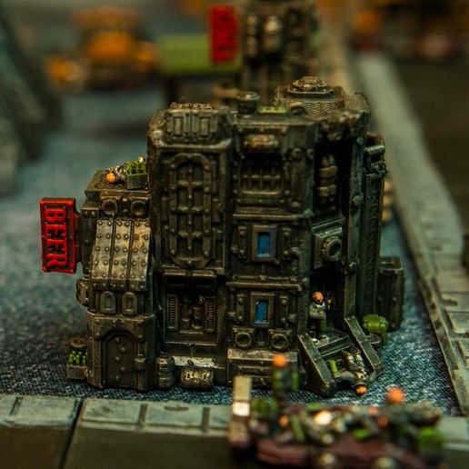 close-up-1.jpg 6mm/8mm crude grimdark tech shanty - set 01