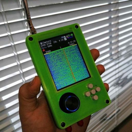 IMG_20200404_181250.jpg HackRF Portapack H2 case