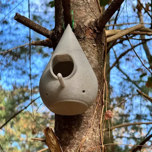 Hanging Bird House with Holes for Drainage/Air Flow