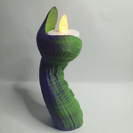 20220904_172243.jpg Kraken Tentakel Teelichthalter