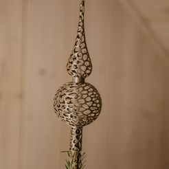 _MG_9924.jpg Voronoi Christmas tree topper